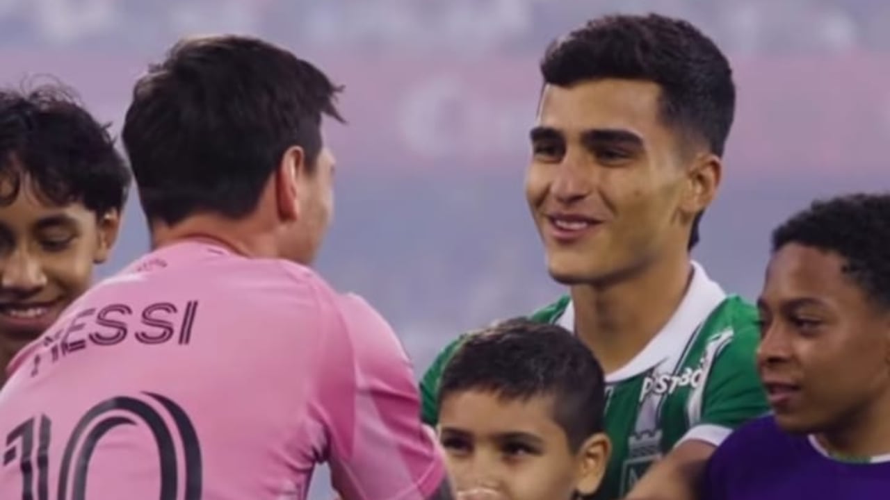 Juan Manuel Renfigo en su encuentro con Leo Messi