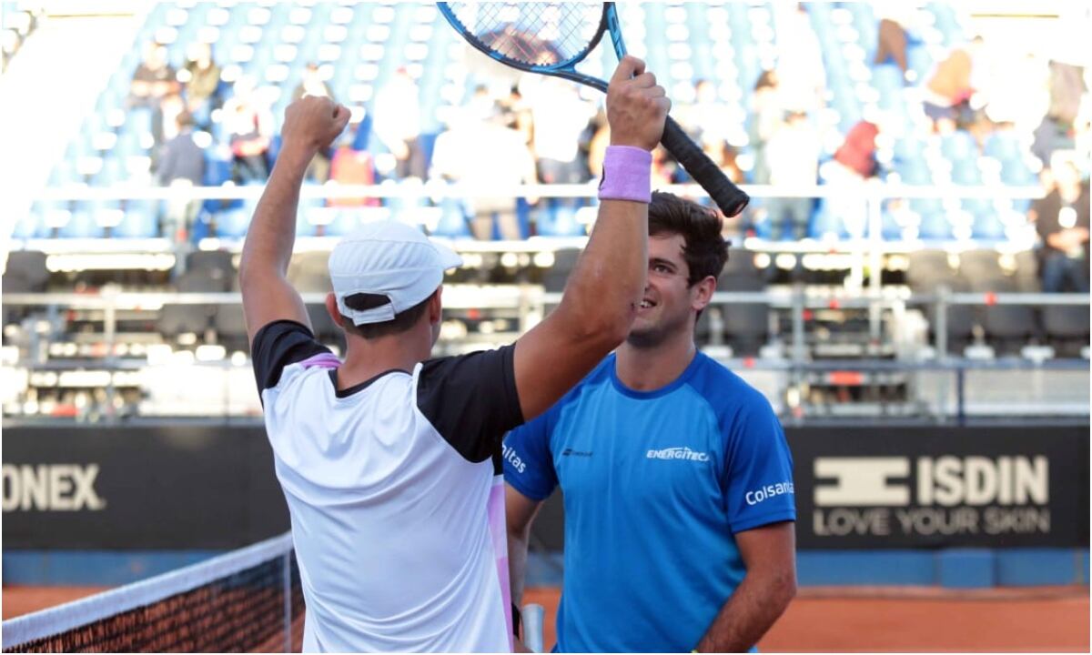 La pareja colombiana integrada por Nicolás Mejía y Andrés Urrea, se impuso a N.Sriram Balaji y Jeevan Nedunchezhiyan de la India, por 6-7 (2), 6-3 y 10-6 y avanzaron a la semifinal del DIRECTV OPEN en el Carmel Club de Bogotá.
