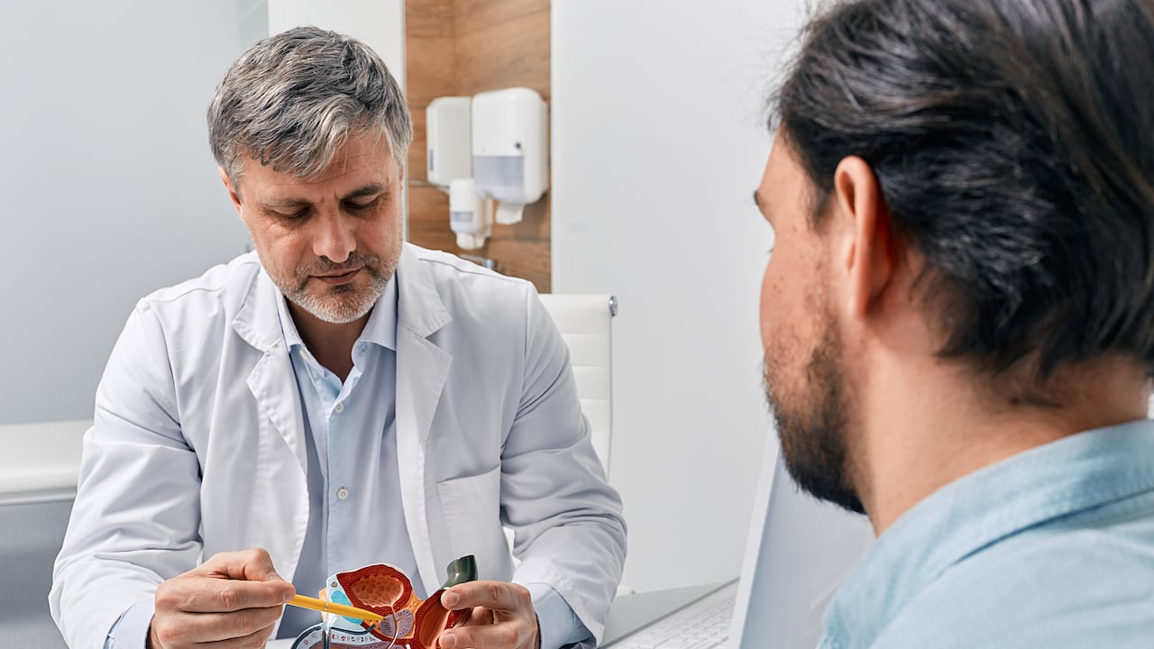 Detectar a tiempo el cáncer de próstata puede salvar vidas: la prevención es la mejor estrategia.