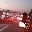 Filas interminables en el peaje de Turbaco por los bloqueos. (Twitter/@JhonjaQueSea)