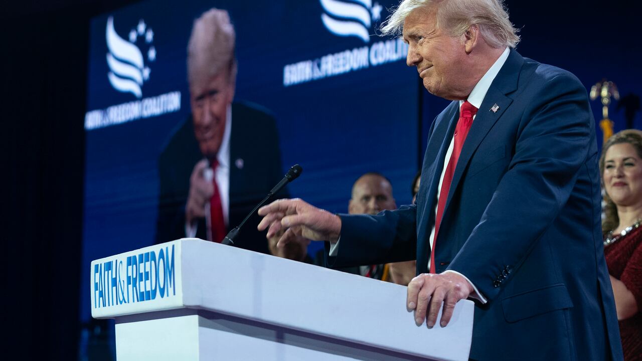 El expresidente Donald Trump fue acusado de presentar síntomas de senilidad por sus mayores críticos. (AP Foto/Jose Luis Magana)