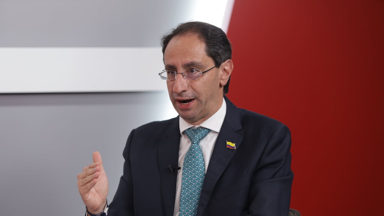 El vicepresidente electo, José Manuel Restrepo, inició un viaje a Estados Unidos.