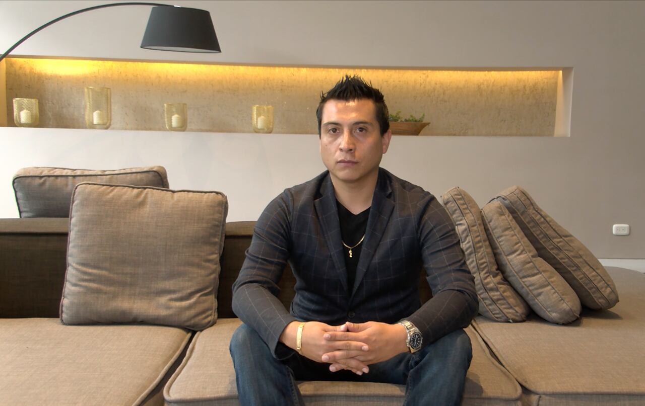 Jonathan Espíndola, Sugar Daddy colombiano