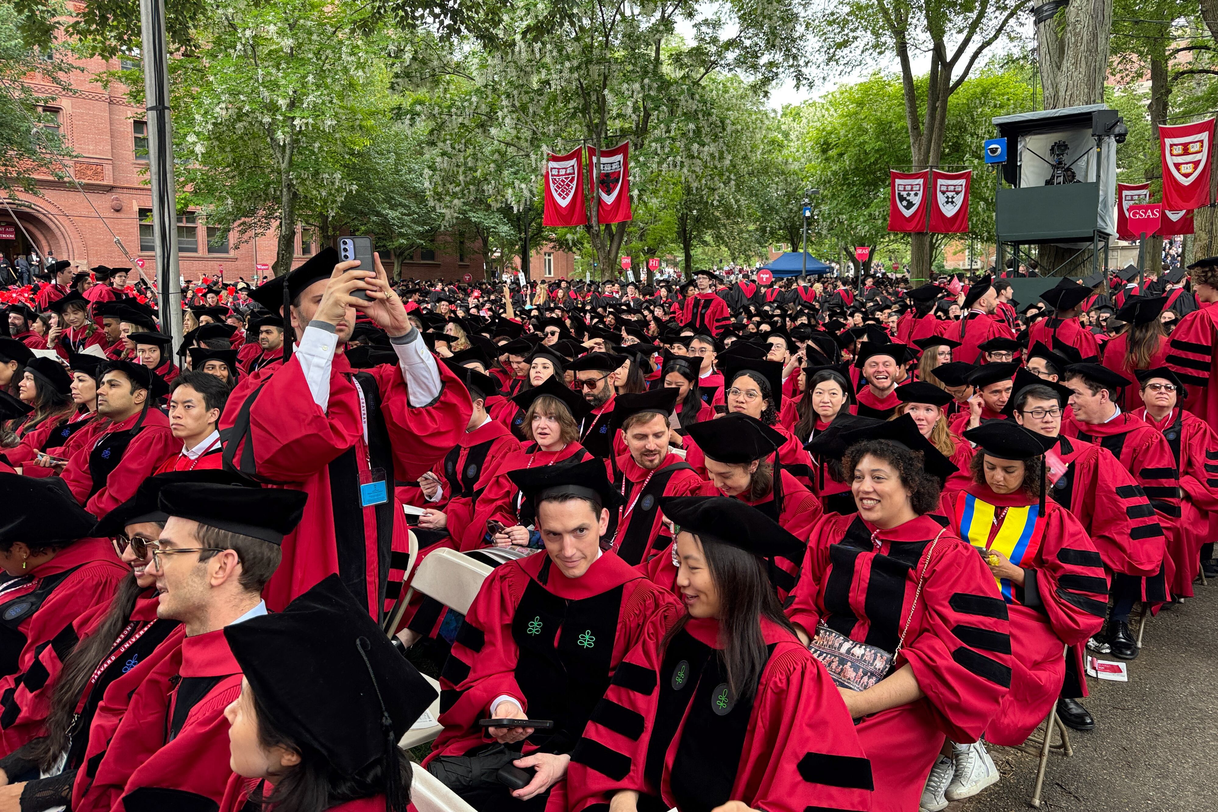 Graduación universidad Harvard