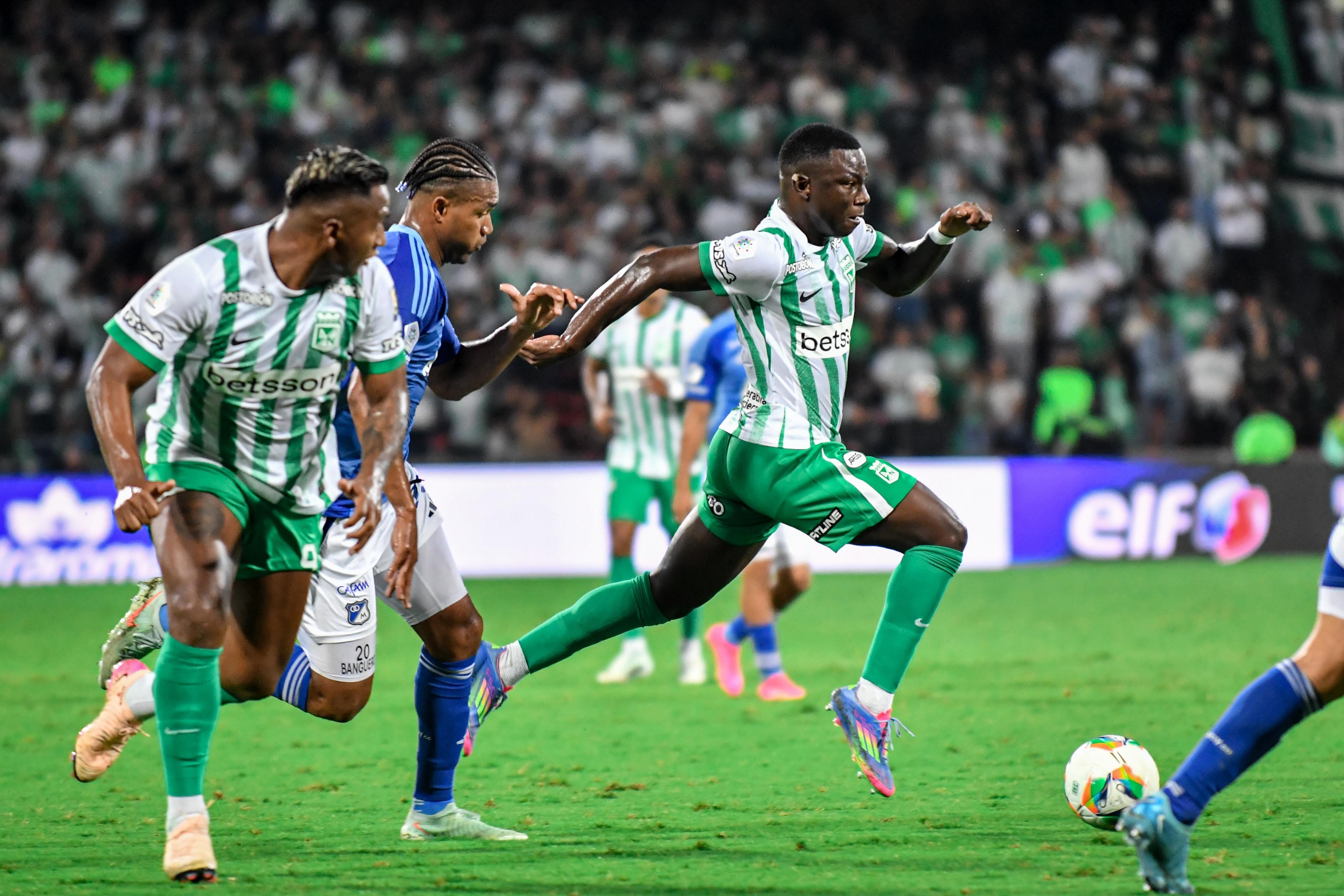Marino Hinestroza durante el partido de Nacional vs. Millonarios