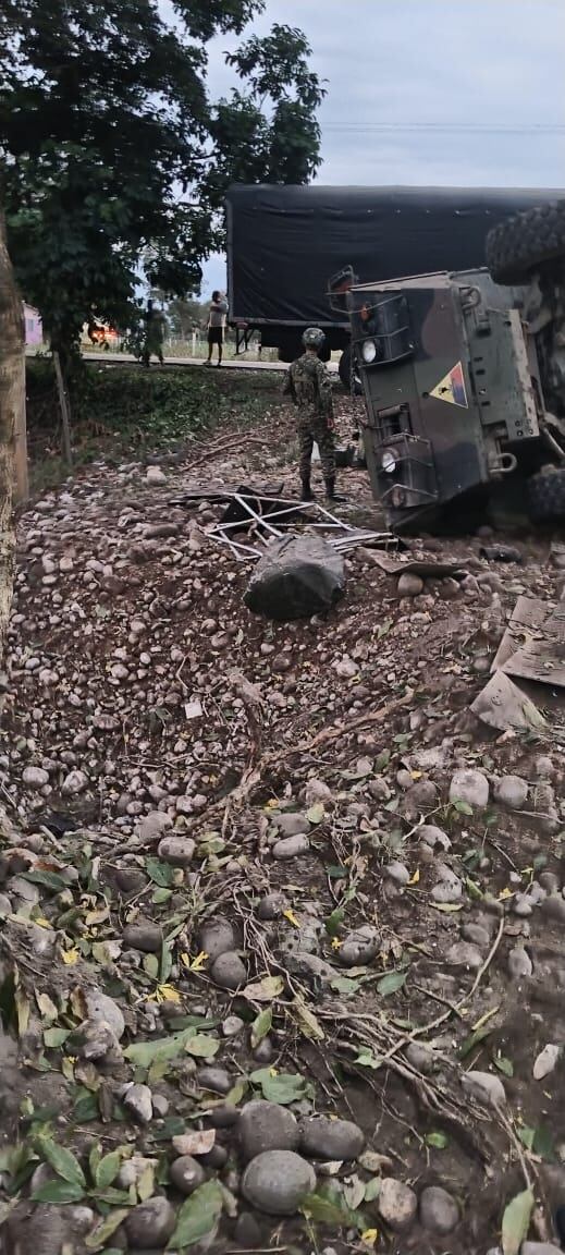 Así quedó el blindado que fue atacado por el ELN en Arauca.