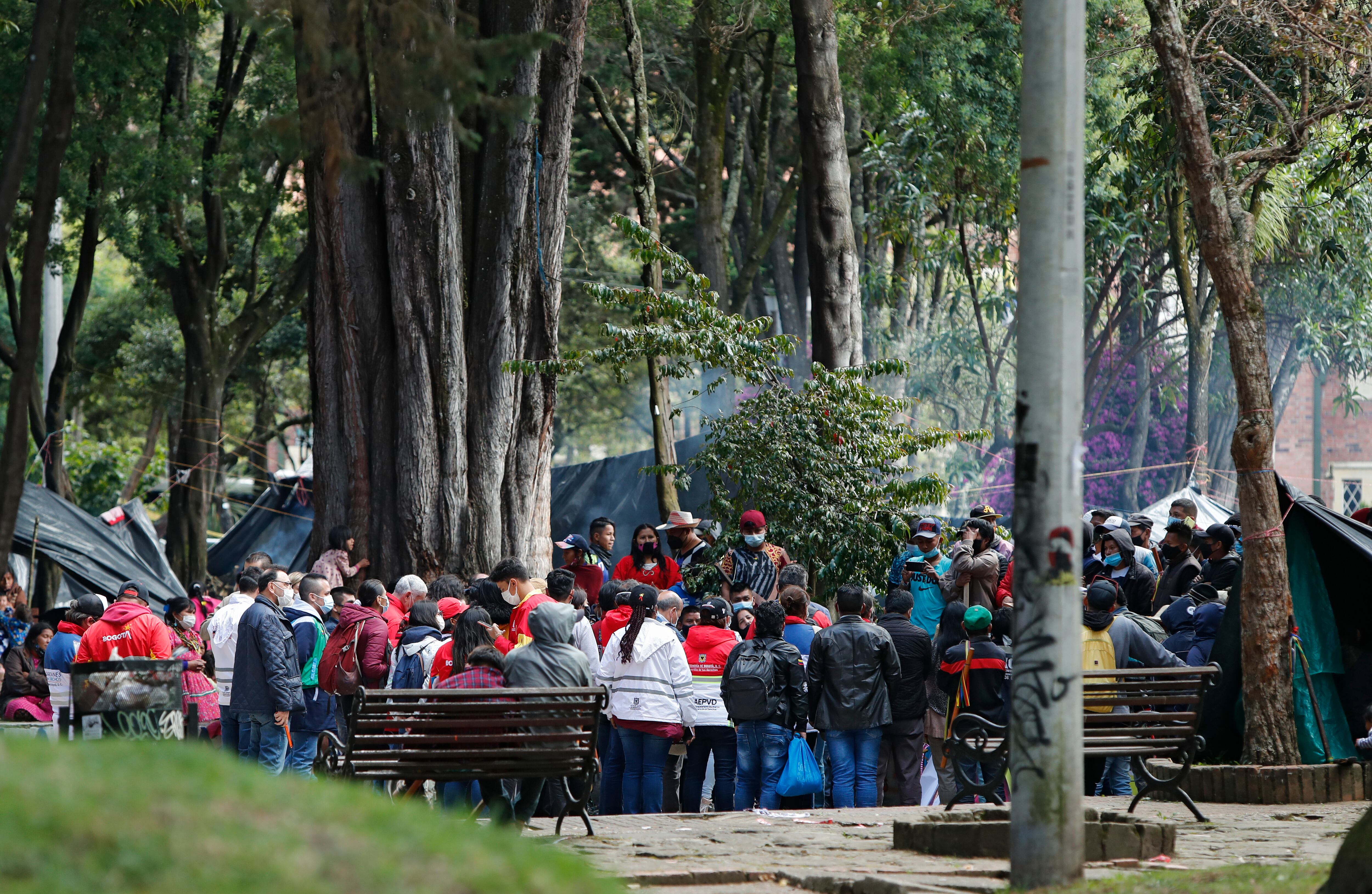 Indígenas  Embera se  tomaron y armaron  cambuches  en el Parque Nacional de Bogotá, reclaman ayudas económicas del Gobierno Nacional y de la Alcaldía de la ciudad
Octubre 2 del 2021
Foto Guillermo Torres Reina / Semana