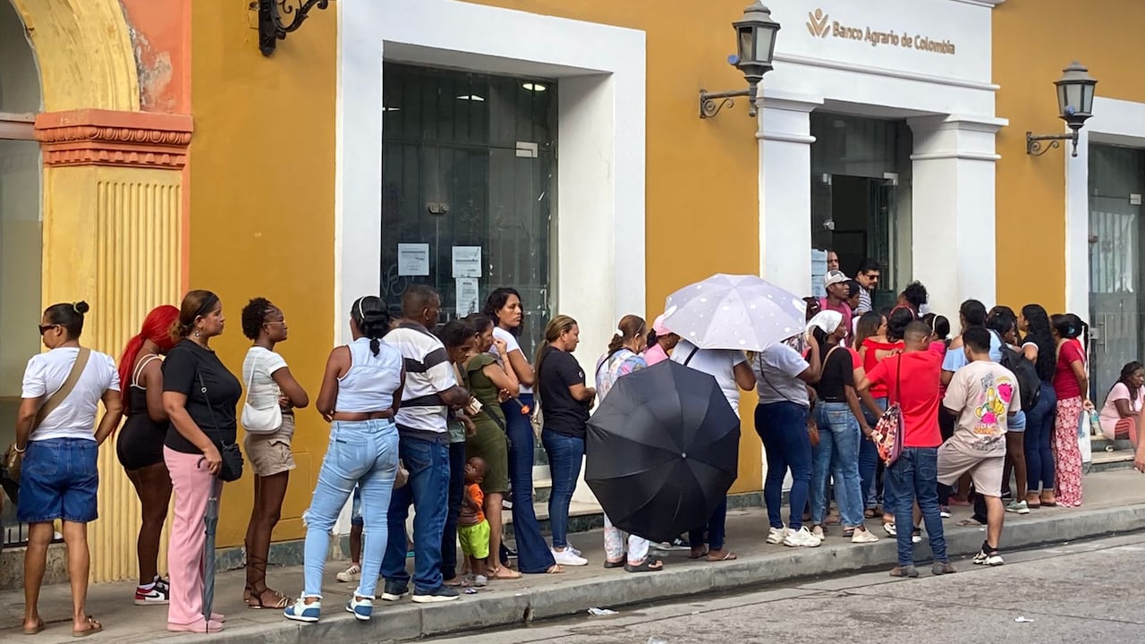 Más de tres millones de hogares colombianos se beneficiarán con los pagos de Renta Ciudadana y Devolución del IVA que comenzaron el jueves 28 noviembre y se extenderán hasta el 26 de diciembre.