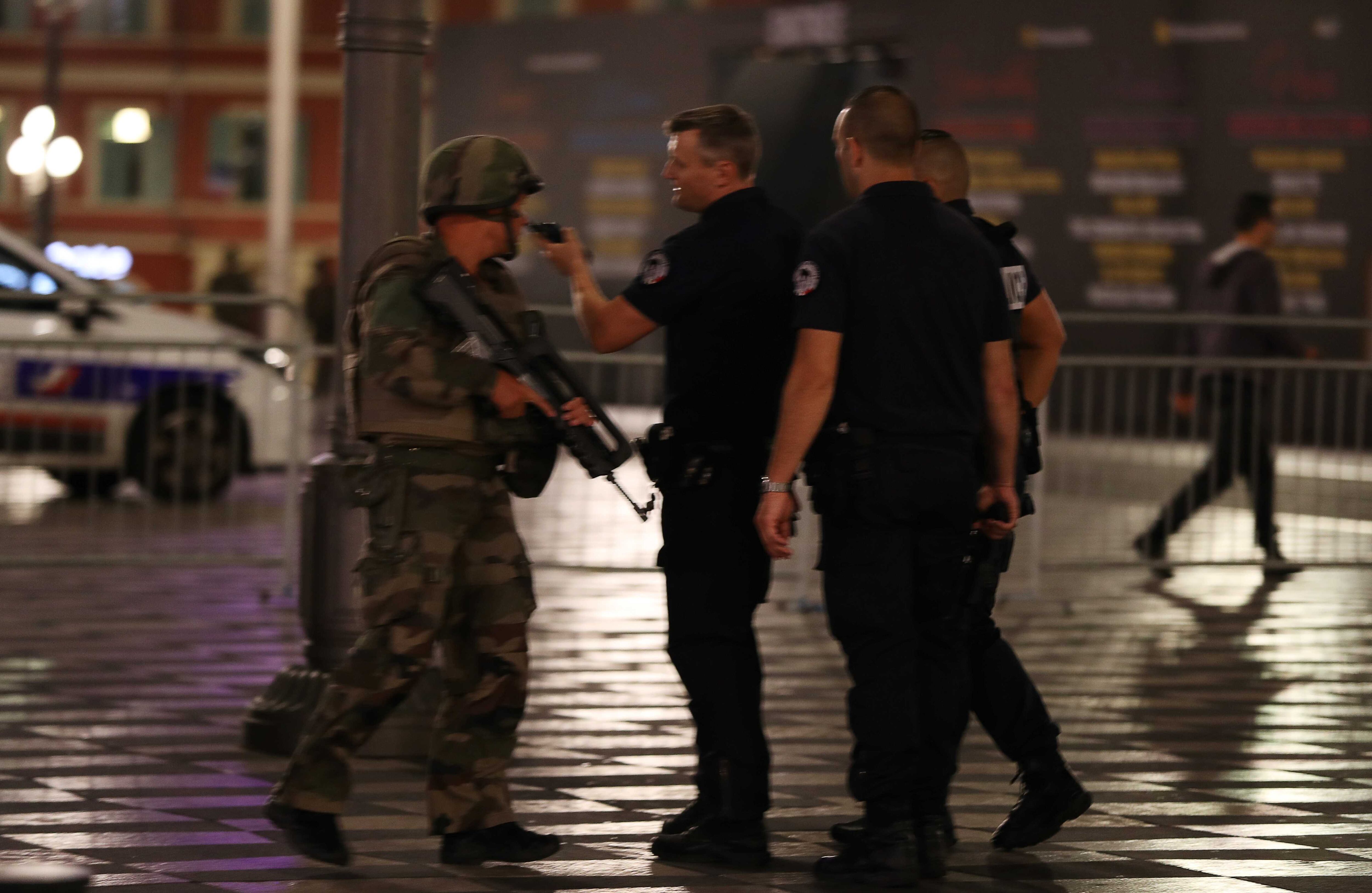 La policía local ya hizo presencia en el lugar de los hechos.