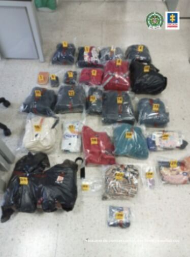 Mujer detenida por hurto en Palmira.