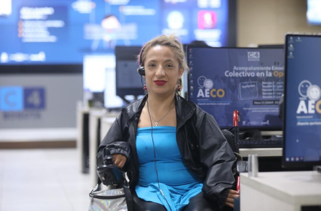 Heidy Castiblanco, operadora de la Línea 123 en Bogotá
