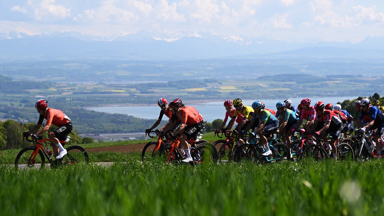 Harold Tejada llegó en la parte de adelante del pelotón y escaló posiciones.