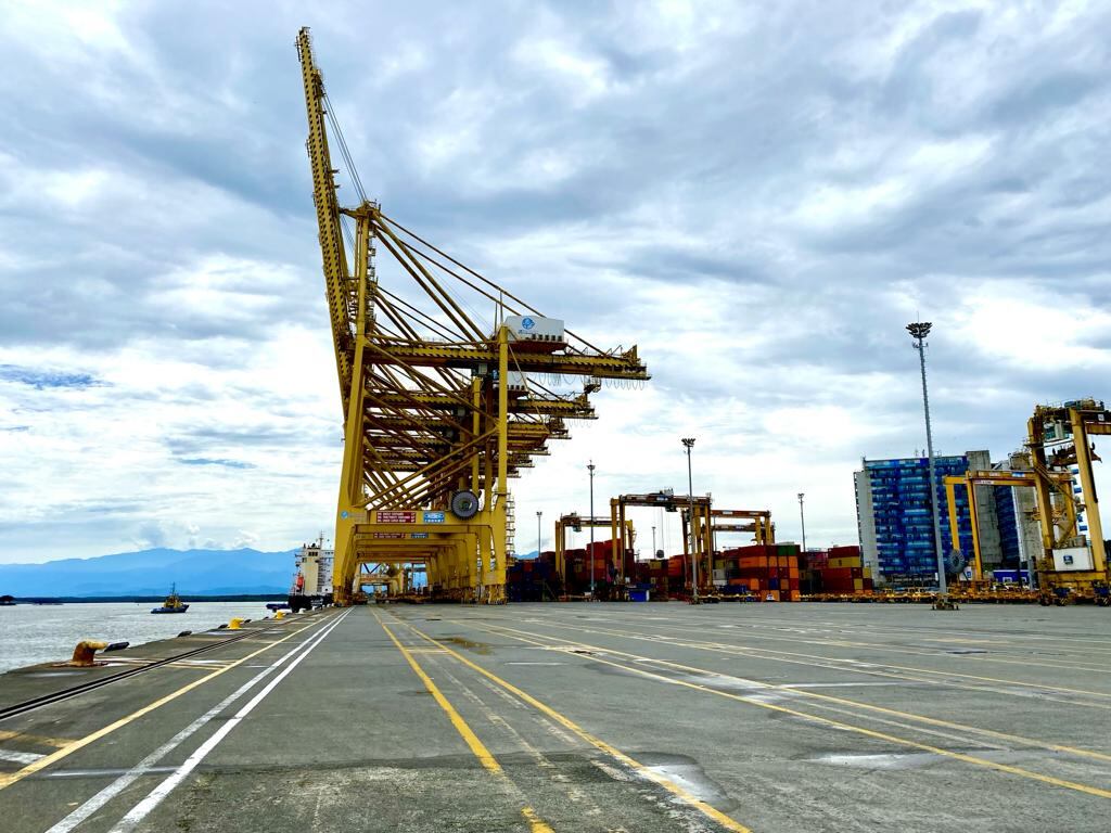 Puertos en Buenaventura tienen una nueva herramienta para agendar citas para el manejo terrestre de carga. Foto Mintransporte.