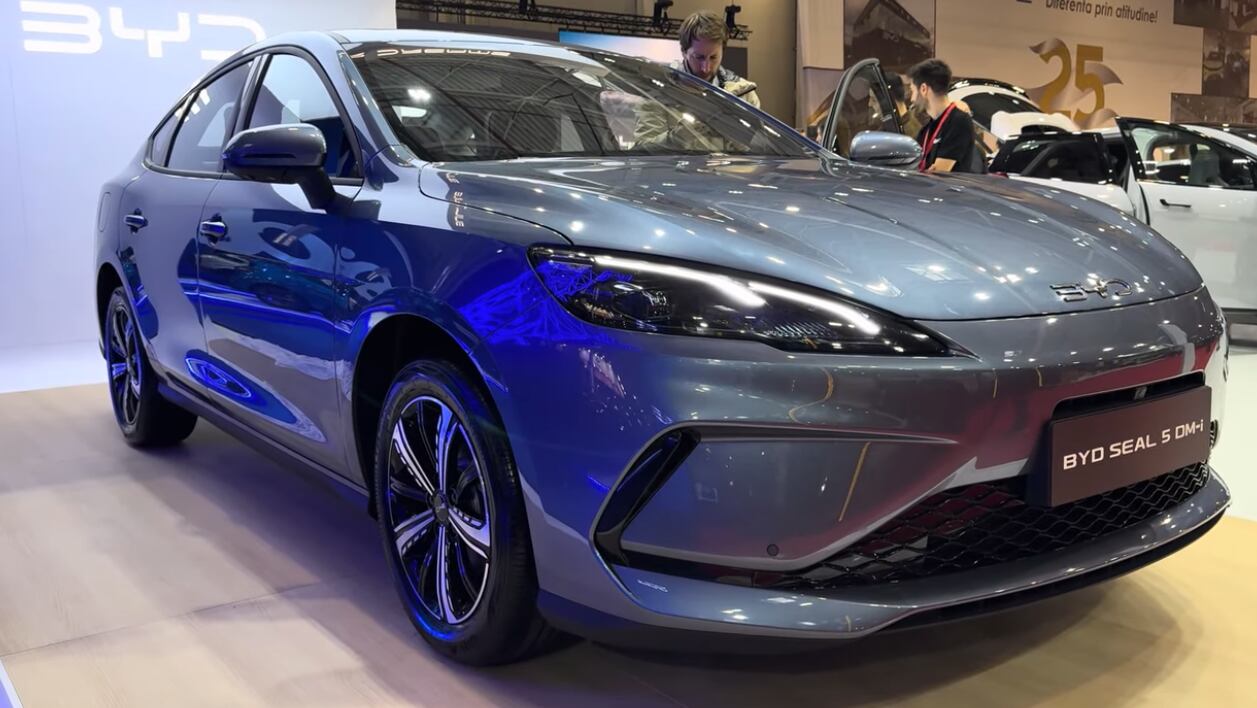 El BYD Seal 05 DM-i 2026 está disponible en China y no se sabe con exactitud cuándo podría llegar a Colombia