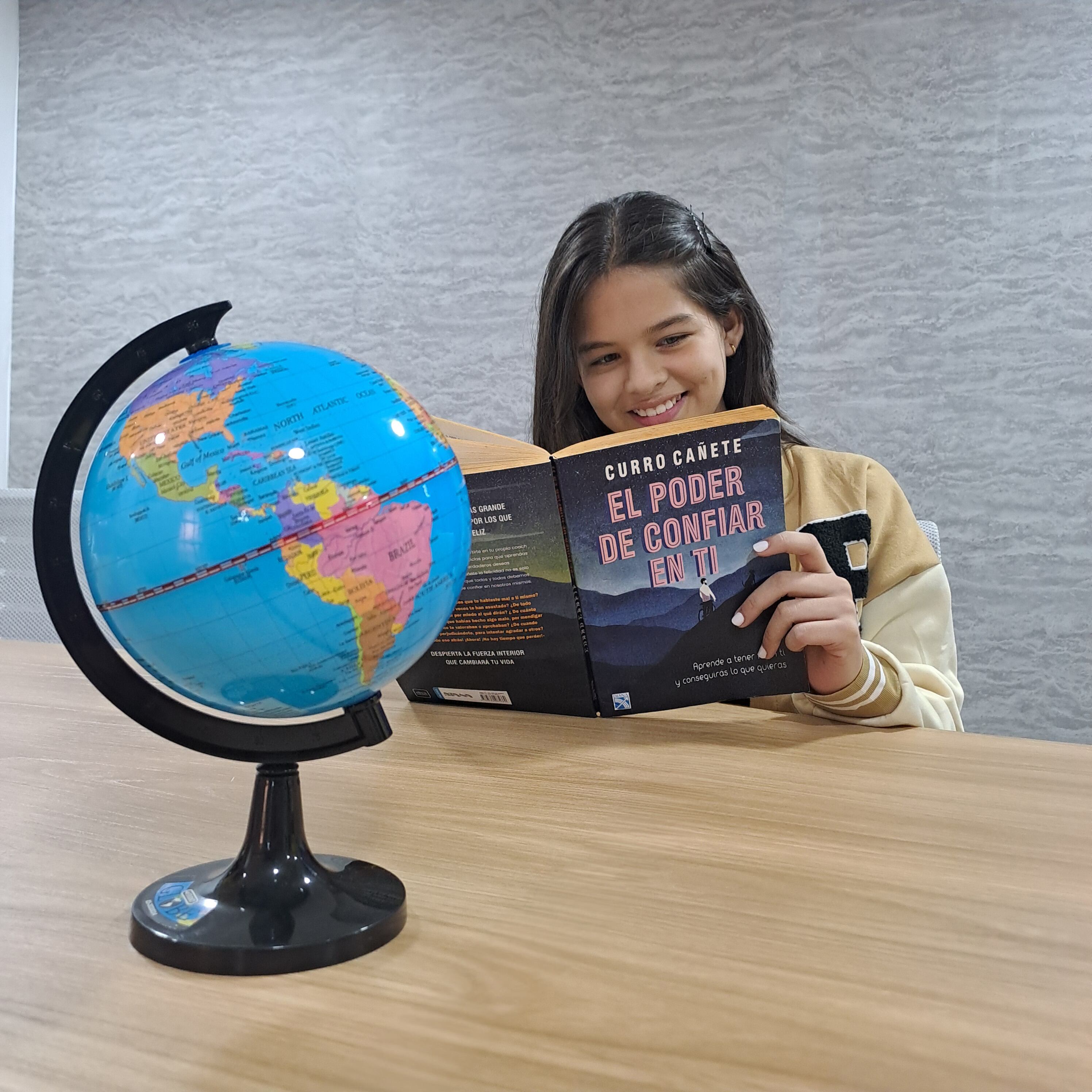 Danna Michel González Moreno, cantante y estudiante de Klazia.