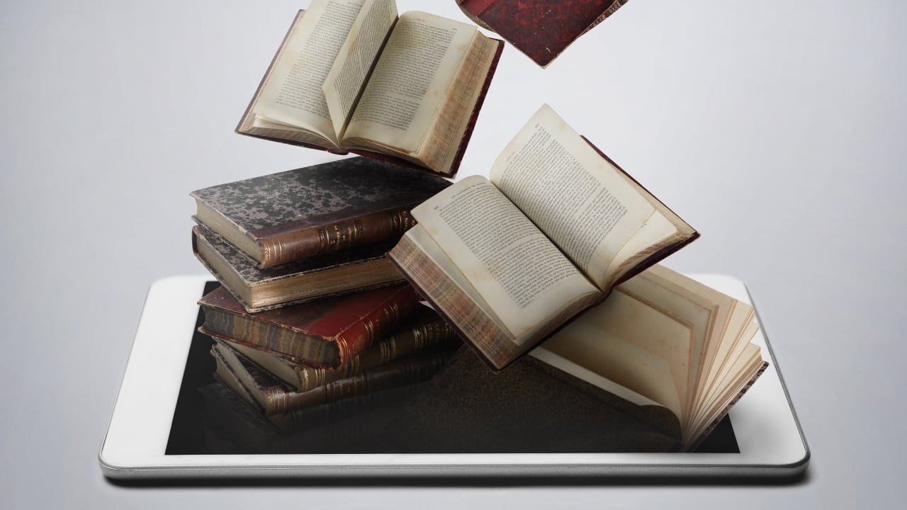 Libros y tecnología (Imagen de referencia)