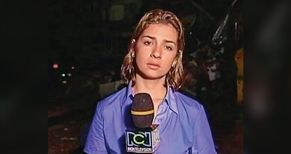   Vicky Dávila, en el cubrimiento del terremoto del Eje Cafetero, en 1999.