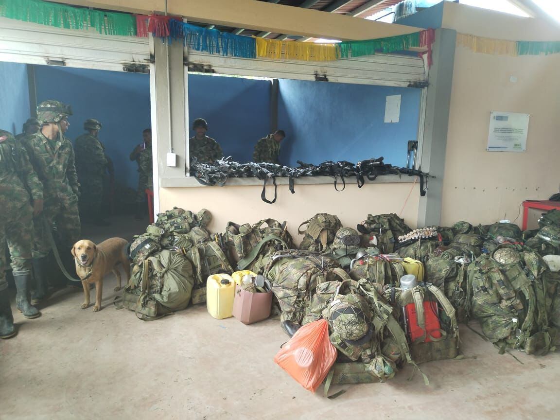 Militares son retenidos por la comunidad en Nariño.