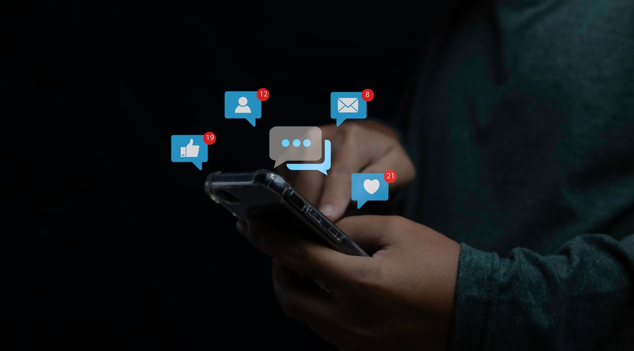 La política ha traslado su escenario de debate a las redes sociales, pero a veces se han convertido en una estrategia de insultos.