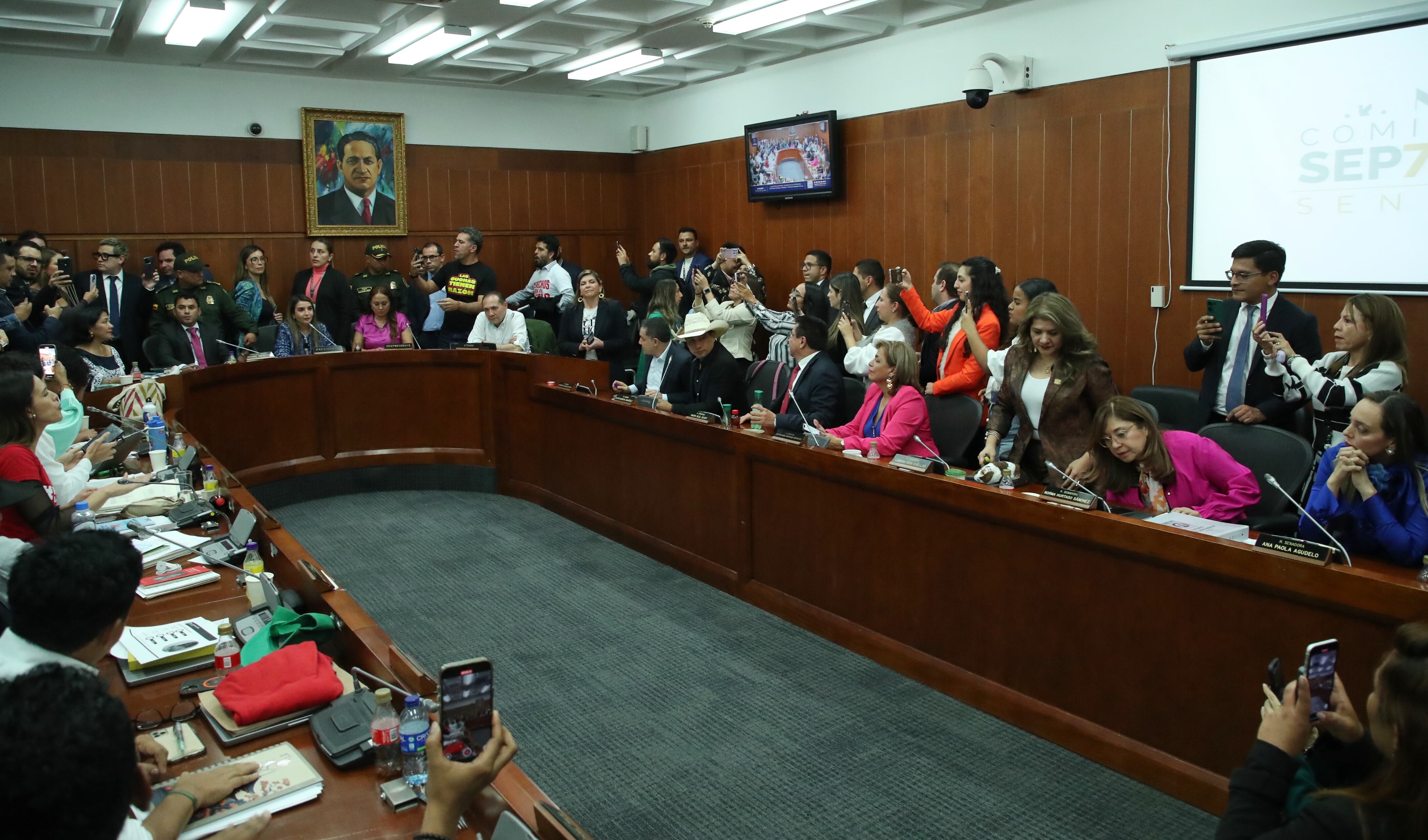 Comisión Séptima, hundimiento reforma laboral