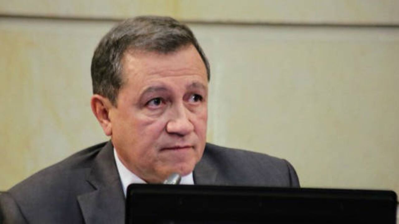 “30 segundos y termina”, le dijo Macías a la estudiante.