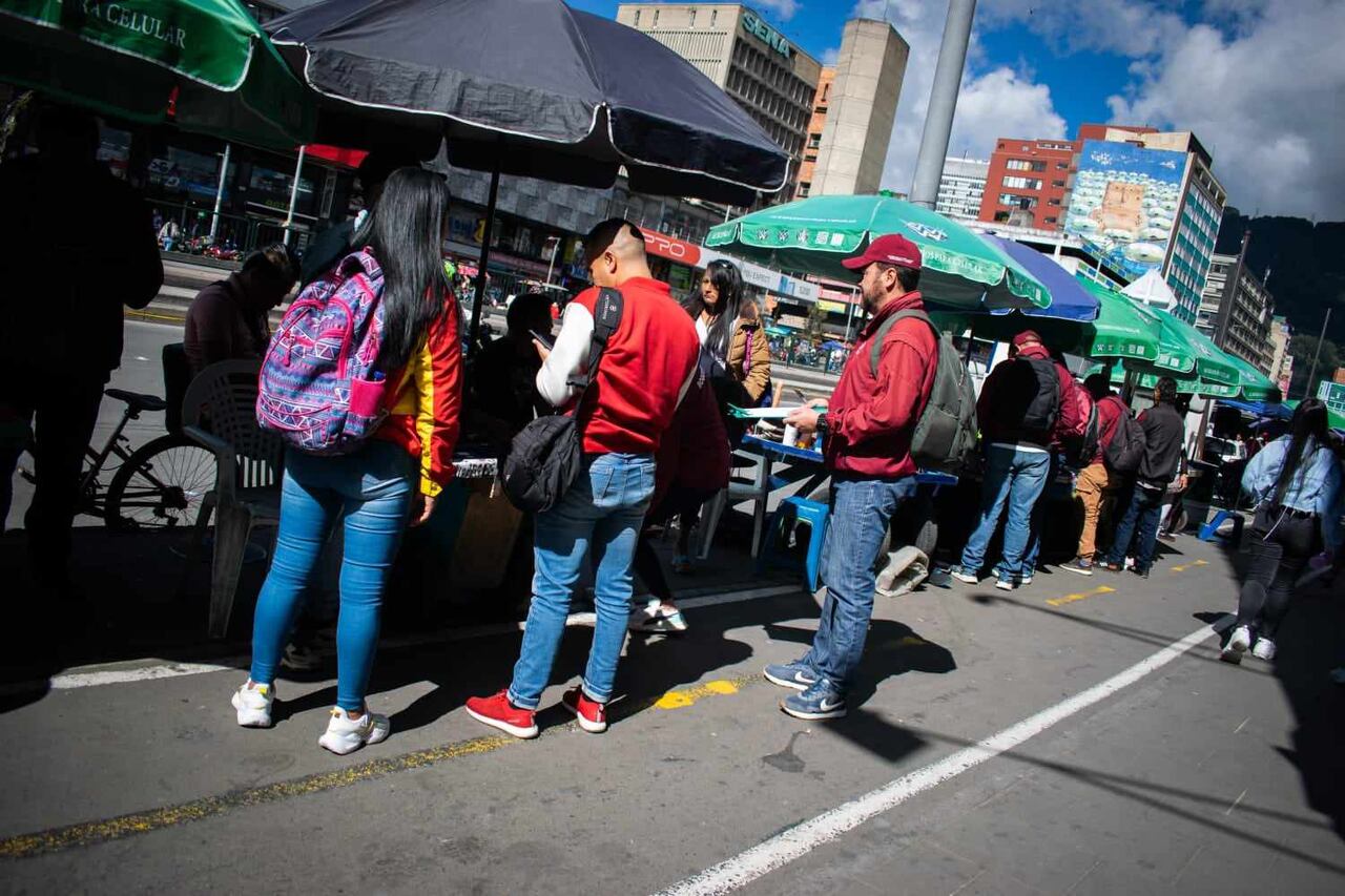 Operativo contra el hurto a celulares en el centro de Bogotá.