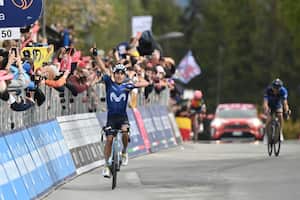 Einer Rubio dejó regado a Thibaut Pinot