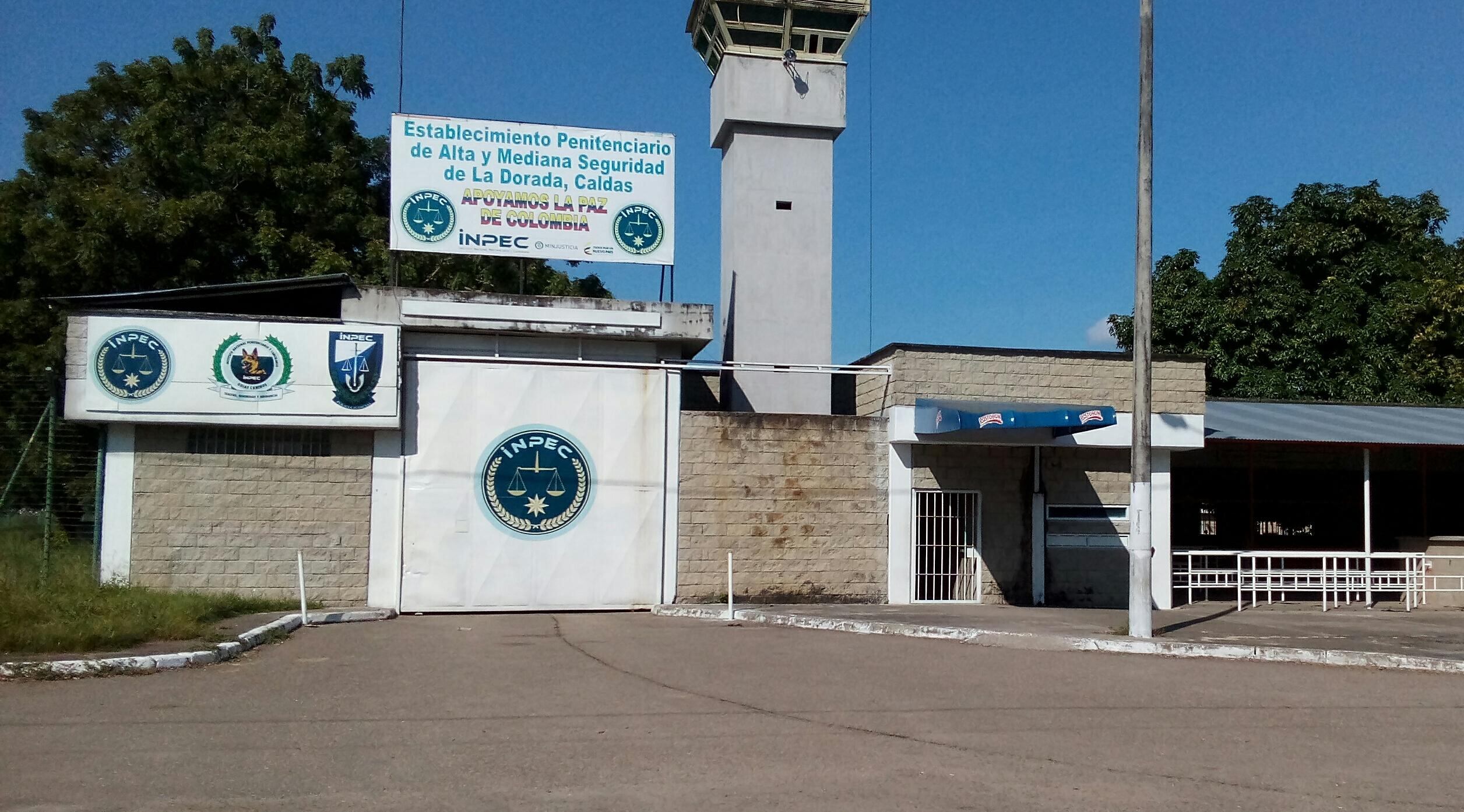 Extorsión carcelaria