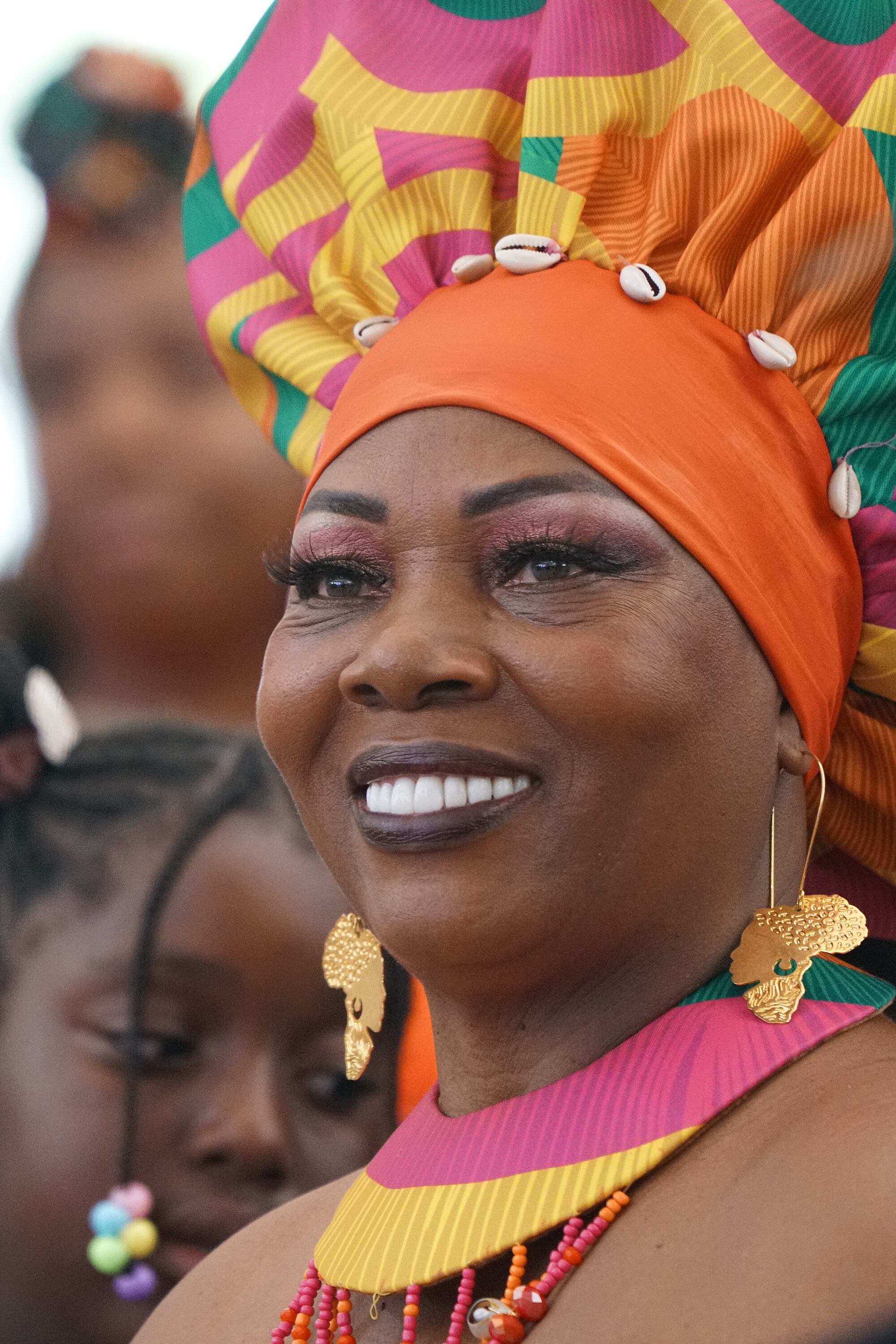 El Festival de Música del Pacífico Petronio Álvarez es el festival de cultura afro más importante de Latinoamérica. En sus 23 años de existencia, se ha posicionado como un espacio de encuentro donde la herencia afro colombiana y sus diferentes manifestaciones son los protagonistas durante seis días. Cada año, la Ciudadela Petronio reúne cerca de 600 mil personas en torno a la música, las comidas, las bebidas tradicionales y los saberes ancestrales de las comunidades del Pacífico colombiano. Este evento reúne anualmente más de 200 expositores de estas tradiciones, que vienen de 50 poblaciones de la costa Pacífica de Colombia