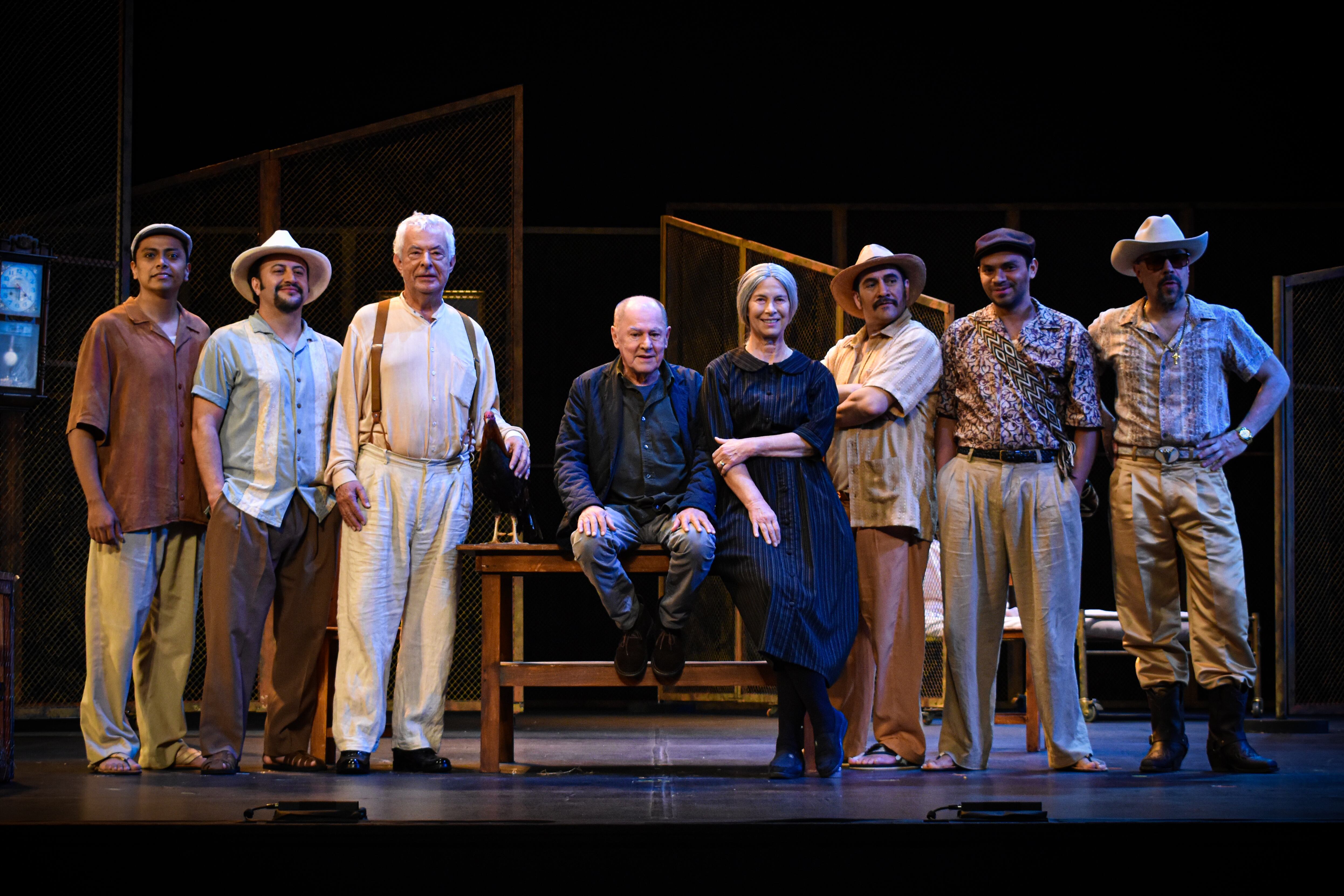 El Coronel no tiene quien le escriba Teatro Colón