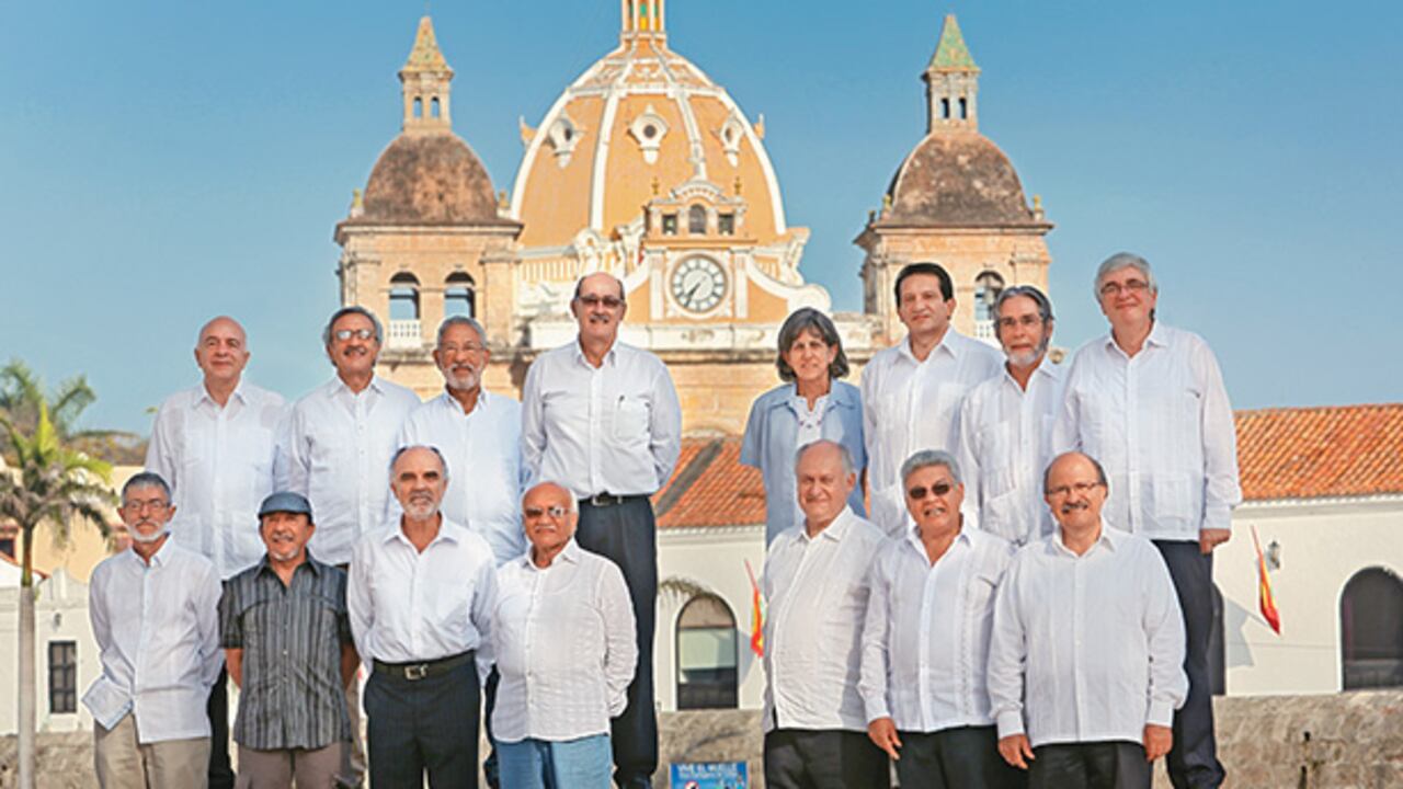 2014Este es el grupo de postulados al Gran Premio Vida y Obra a los investigadores Eméritos de Colombia. Arriba de izquierda a derecha: Silvio Delvasto, Carlos Dávila Ladrón de Guevara, Nelson Porras, Luis Fernando García, María Cristina Ferro, Augusto Rivera, Alex Bustilloy Moisés Wasserman.Abajo, de izquierda a derecha: Álvaro Luis Morales, Gabriel Bedoya, José Darío Aristizábal, Rubén Antonio Vargas, Manuel Elkin Patarroyo, Aureliano Hernández y Luis Carlos Villamil.