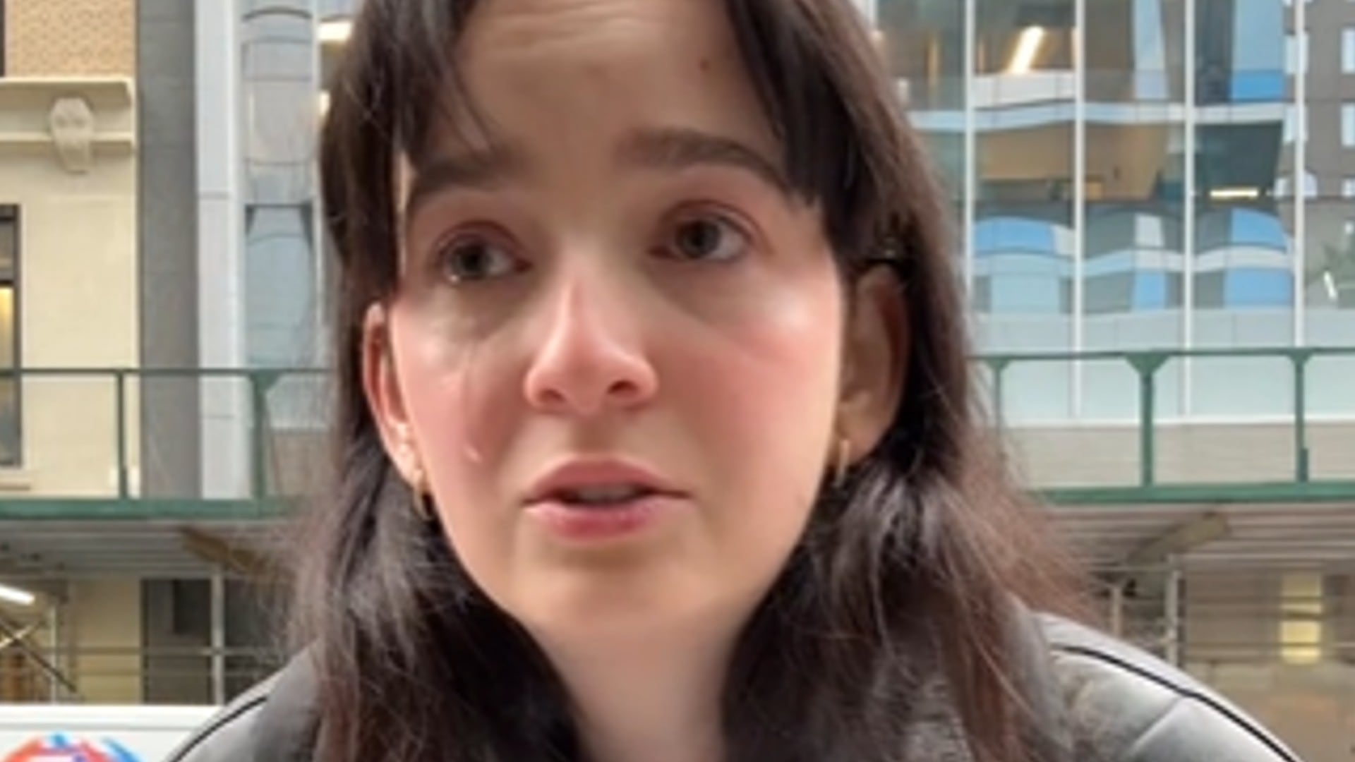 La joven dio de qué hablar en redes sociales.