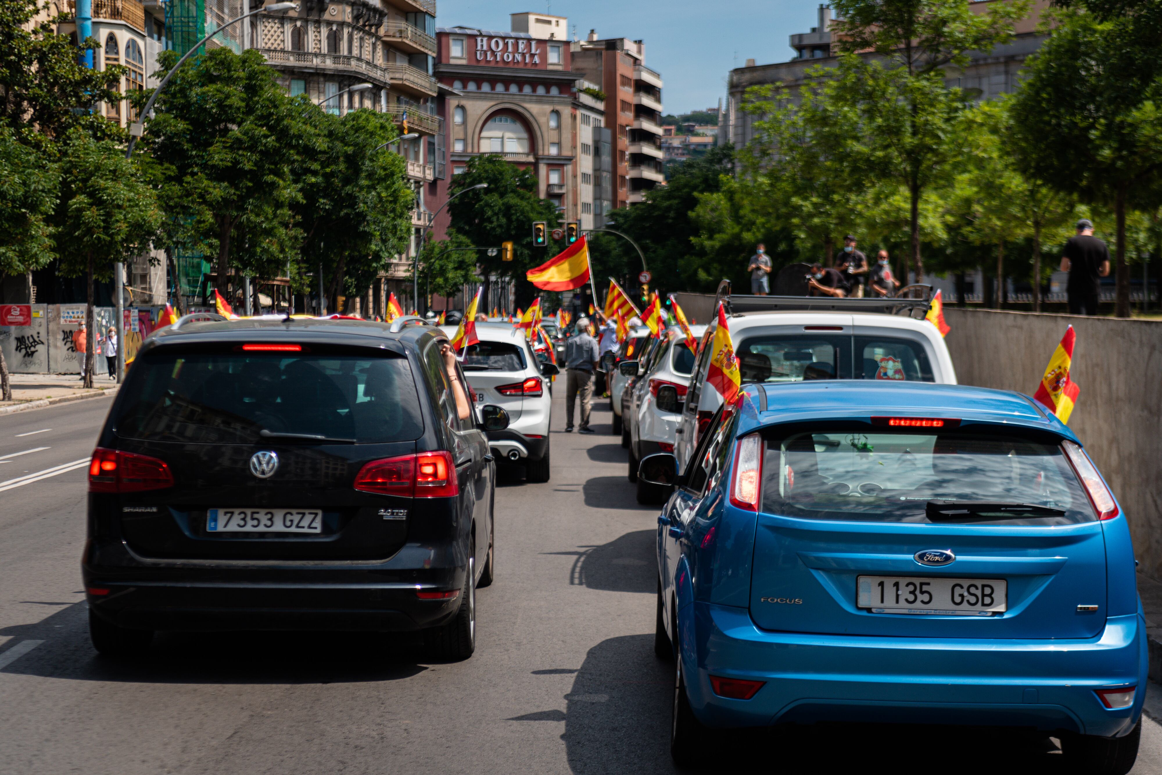 En España, las matrículas o placas no pueden contener ciertas letras.