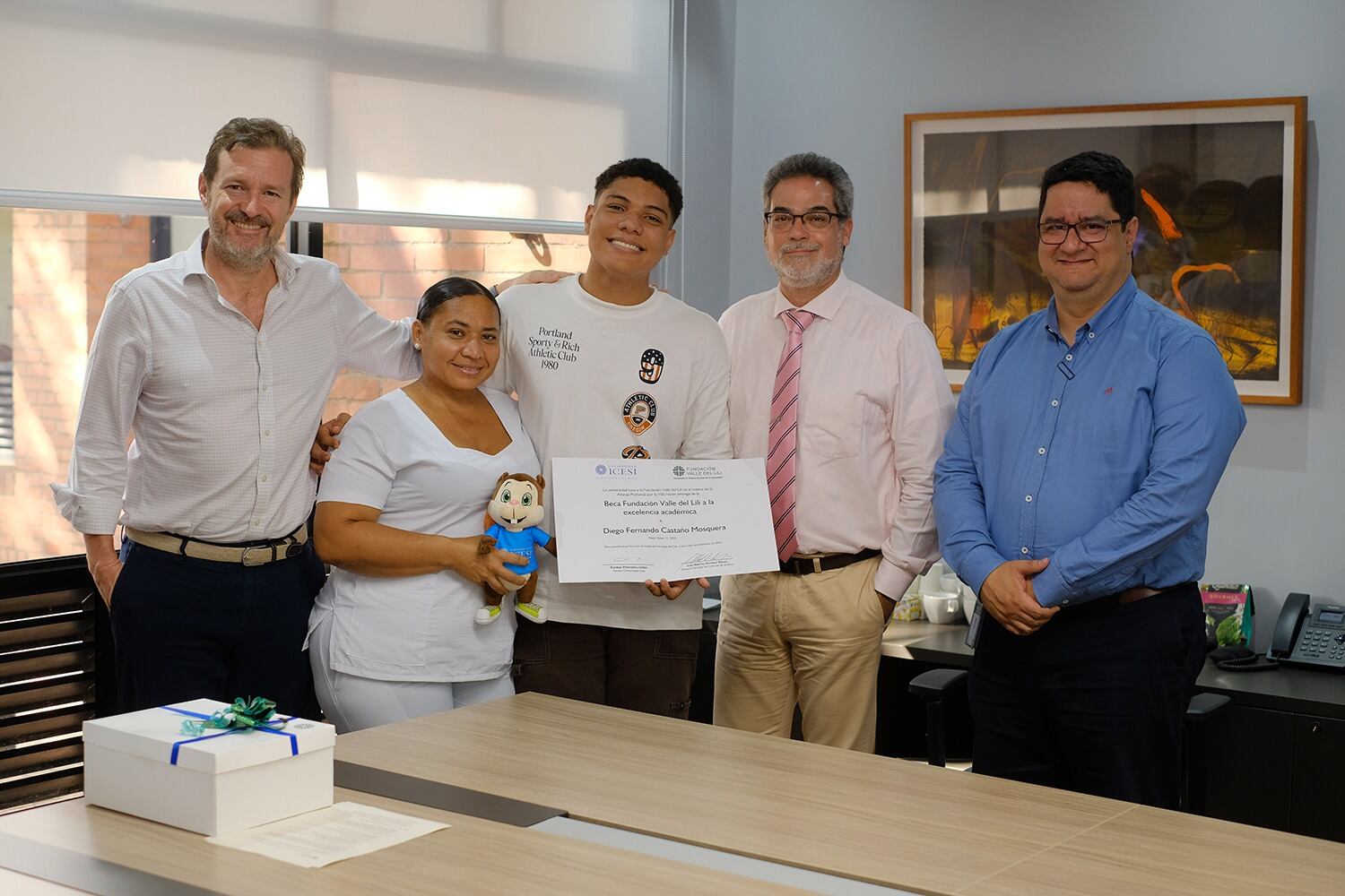 Durante todo su proceso de formación, Diego Fernando Mosquera recibirá acompañamiento educativo y apoyo económico de parte de Icesi y la Fundación Valle del Lili.