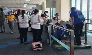 Médicos y personal de servicios generales y manteamiento tuvieron que intervenir en medio de las labores de rescate de la mujer.