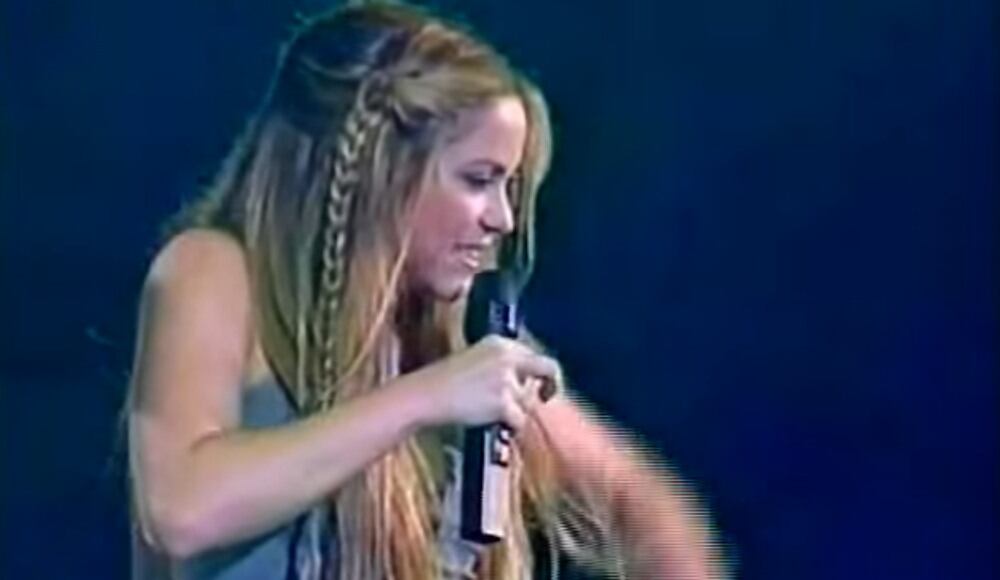 La cantante fue quien dio el show musical del certamen de aquel año.