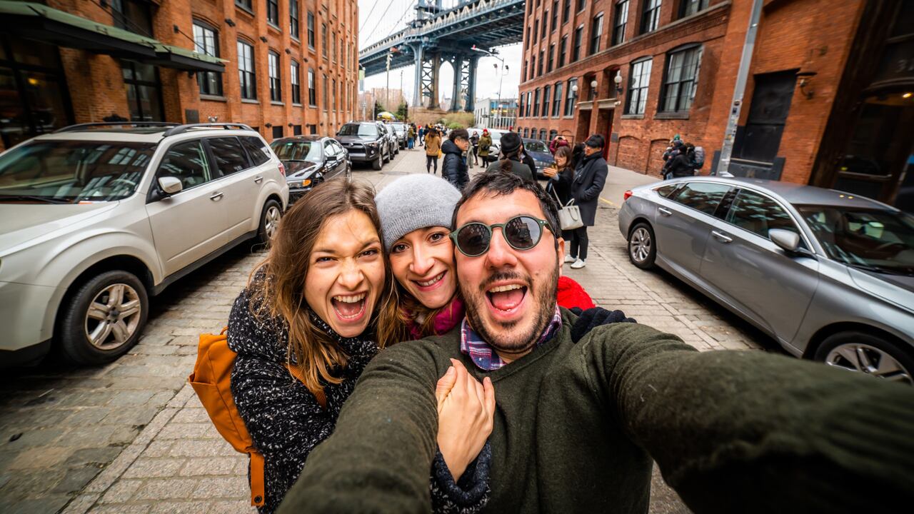 Una de las opciones más populares entre los colombianos durante las semanas de receso es viajar a los Estados Unidos.