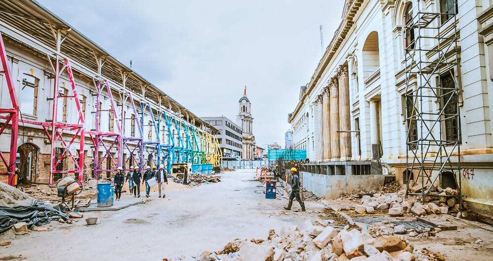 Actualmente, en la zona del Bronx Distrito Creativo, se adelantan las obras de reforzamiento, recuperación y adecuación de los edificios patrimoniales del Batallón y La Flauta. Además, se están adelantando las obras de la plazoleta La Milla. El espacio estará dedicado al desarrollo de la creatividad y de las industrias culturales.