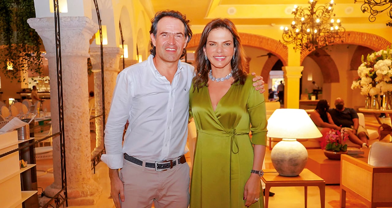 Thomas Hoyos Gómez y Carolina Gómez.