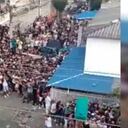 La masiva celebración fue autorizada por las autoridades.