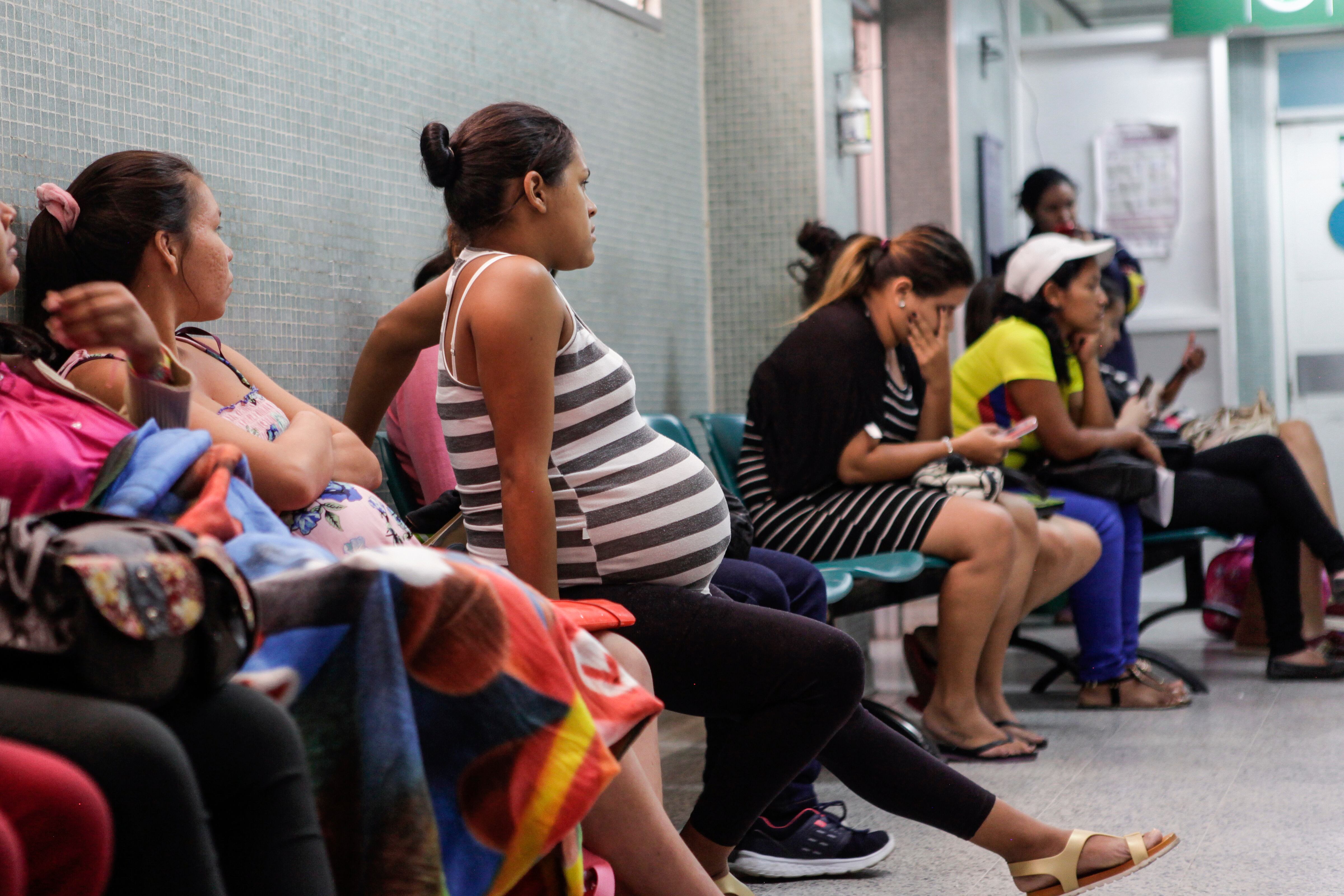 La importancia de realizar visitas constantes al médico reduce riesgos en el periodo de gestación.