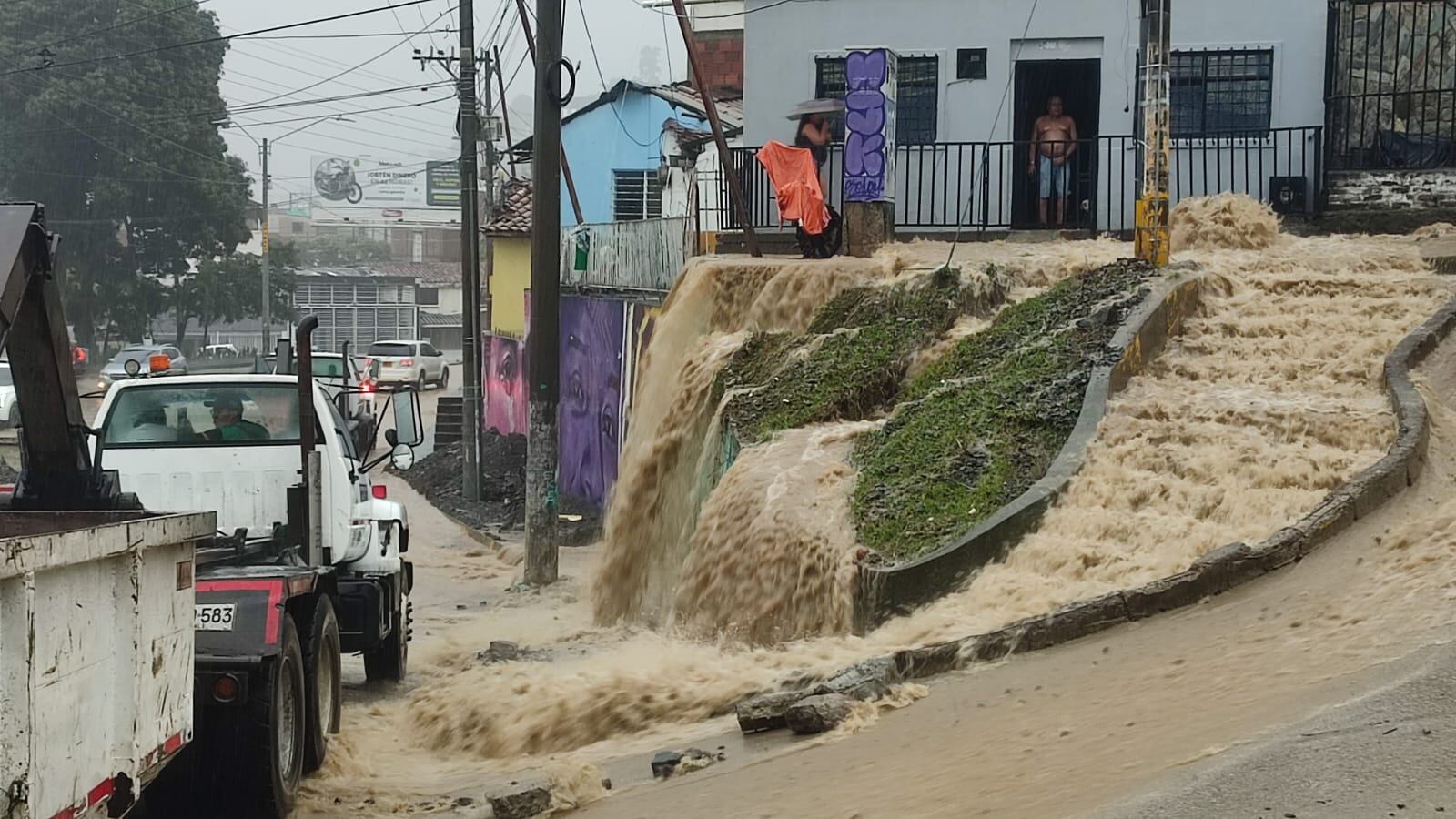 Calle primera con 38 siloé