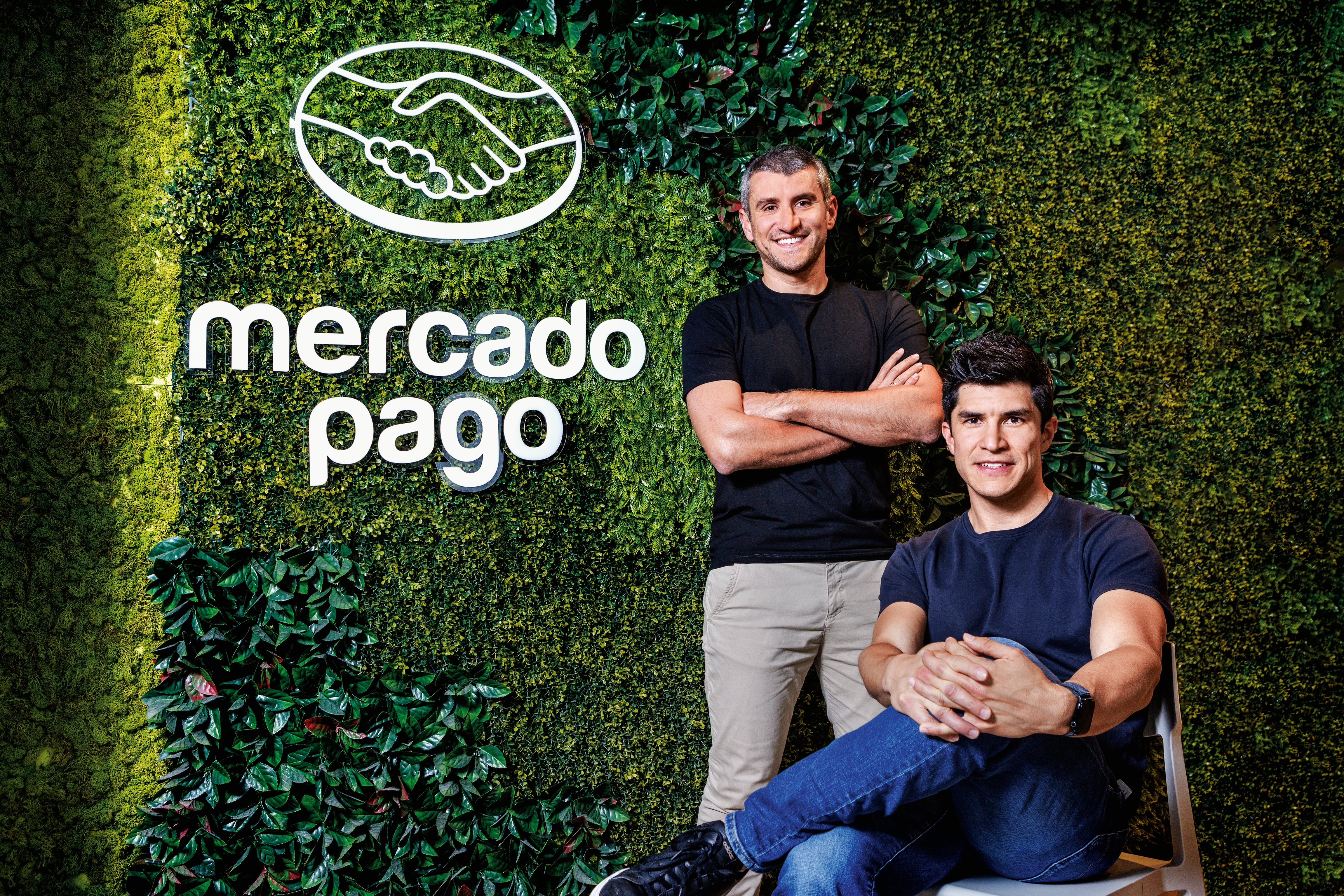 Marco Toschi, gerente sénior de Online Payments en Mercado Pago, e Iván Moncada, gerente sénior de Core Payments & Digital Accounts.
