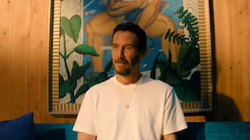 ‘Outcome’, la comedia negra dirigida por Jonah Hill se estrenó el pasado 10 de abril de 2026 en Apple TV+ y en cuestión de días, ha escalado hasta convertirse en la número uno en 96 países