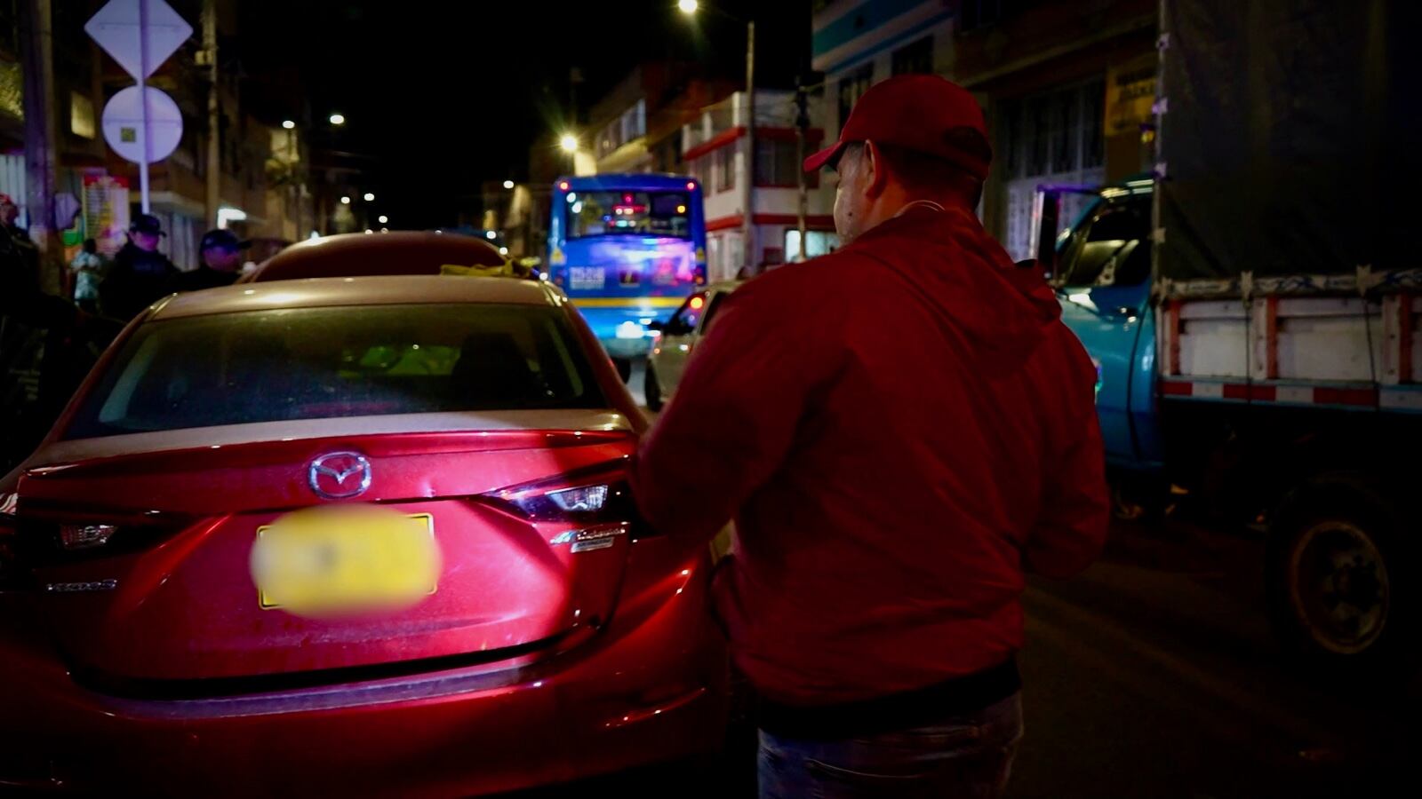 Carro con los sistemas de identificación alterados