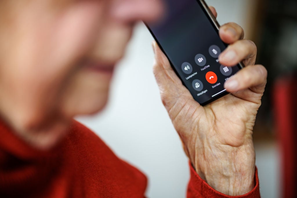 Por estos motivos no debería decir "hola" en una llamada de un número desconocido.