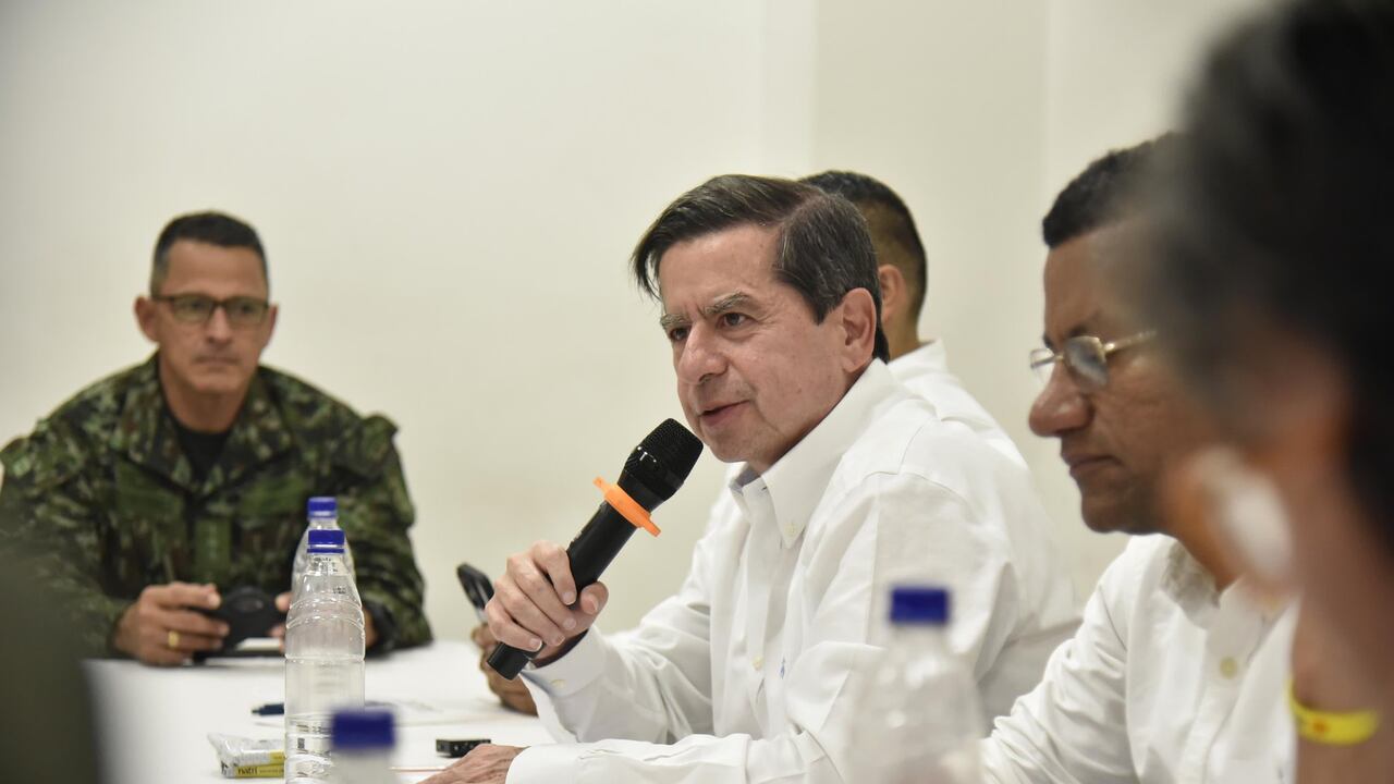 Juan Fernando Cristo, ministro del Interior, en el Cauca.