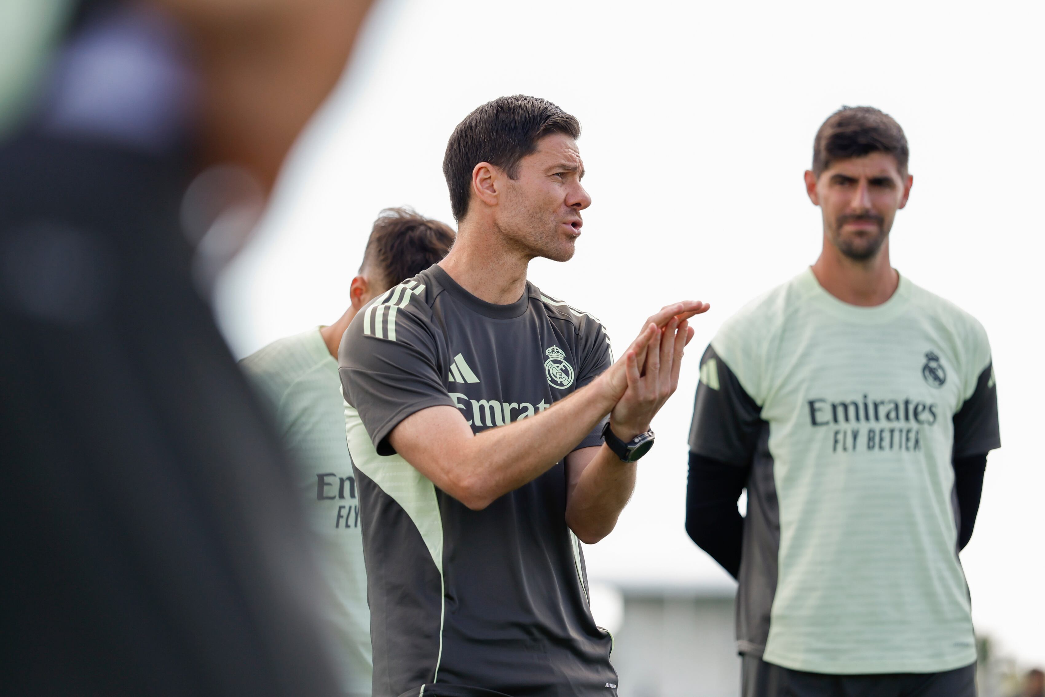 PALM BEACH, FLORIDA - JUNE 16: Xabi Alonso, coach of Real Madrid, is leading the training on June 16, 2025 in Palm Beach, Florida. (Photo by Pedro Castillo/Real Madrid via Getty Images)