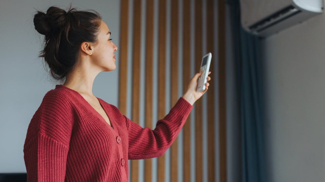 El aire acondicionado permite mantener un ambiente fresco y cómodo.