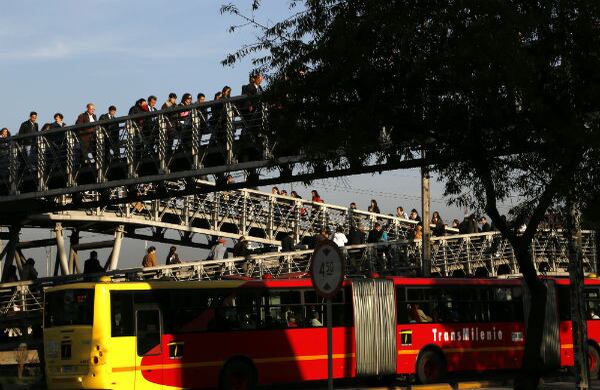 Transmilenio transportará 1,8 millones de pasajeros durante la jornada.